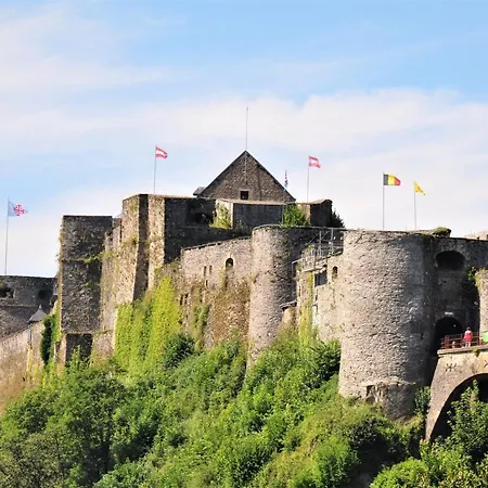 펜션 De Groupe De La Semois